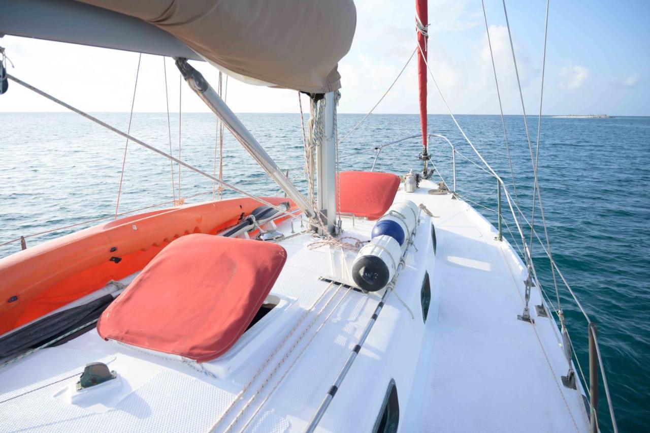 Sanblasonsailboats El Porvenir Buitenkant foto